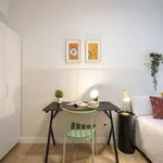 Rent a room in madrid