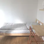 Rent a room of 77 m² in berlin