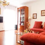 Rent a room of 90 m² in seville