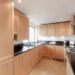 Rent 2 bedroom apartment in London