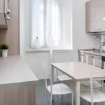 Rent 1 bedroom apartment in Milan