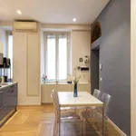 Rent 1 bedroom apartment of 45 m² in milan