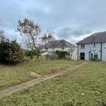 Rent 3 bedroom flat in Wales