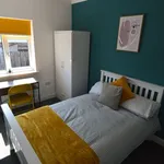 Rent 5 bedroom house in Yorkshire And The Humber