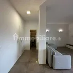 Affitto 3 camera appartamento di 118 m² in Bologna