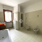 Affitto 2 camera appartamento di 67 m² in Mazzo di Valtellina