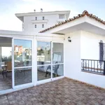 SE ALQUILA VILLA EN FUENGIROLA