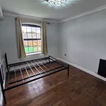 Flat to rent in Chequers Lane, Wellingborough, Northants NN8