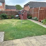 Rent 3 bedroom flat in South East England