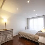 Rent 1 bedroom apartment of 77 m² in Paris