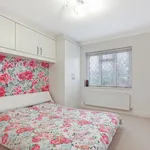 Rent 4 bedroom apartment in East Of England