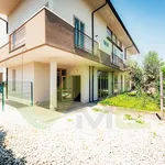 Rent 4 bedroom house of 197 m² in Melzo