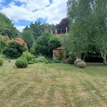 Rent 6 bedroom house in South East England