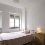 Rent 7 bedroom apartment in Lisbon