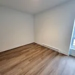 Appartement de 871 m² avec 2 chambre(s) en location à Gatineau