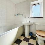 Rent 3 bedroom flat in East Of England