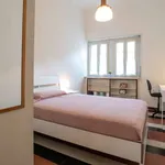 Rent a room in milan