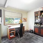 Rent 4 bedroom house in Sale