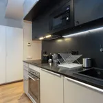 Rent 4 bedroom apartment of 60 m² in Barcelona