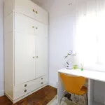 Rent a room of 86 m² in madrid