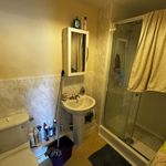 Rent 2 bedroom flat in South East England