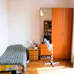 Rent a room of 70 m² in milan