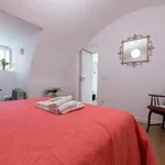 Rent 1 bedroom apartment of 62 m² in lisbon