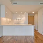 Appartement de 1689 m² avec 3 chambre(s) en location à Edmonton