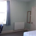 Rent 4 bedroom house in South West England