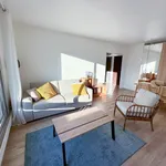 Rent 3 bedroom apartment of 50 m² in Courbevoie