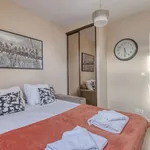 Appartement de 269 m² avec 1 chambre(s) en location à Paris