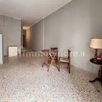 Rent 2 bedroom apartment of 60 m² in Palermo