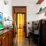 Rent 3 bedroom apartment of 106 m² in Milan