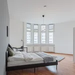 Miete 8 Schlafzimmer wohnung von 16 m² in Berlin