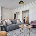 Appartement de 1506 m² avec 3 chambre(s) en location à Paris