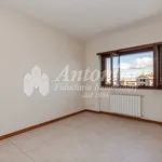 Rent 5 bedroom house of 142 m² in Rome