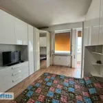 Affitto 2 camera appartamento di 75 m² in Genoa