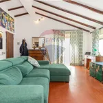 Rent 5 bedroom house of 120 m² in Trecastagni