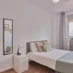 Rent 7 bedroom apartment in Valencia