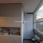 Affitto 3 camera appartamento di 110 m² in San Giuliano Milanese