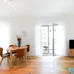 Rent a room of 98 m² in berlin