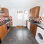 Rent 5 bedroom house in Leeds