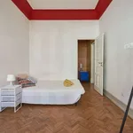 Rent a room in lisbon