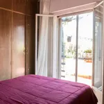 Rent a room of 140 m² in madrid