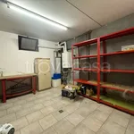 Affitto 5 camera casa di 200 m² in Iseo