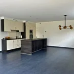 Rent 3 bedroom house in Evergem