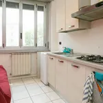 Rent a room of 98 m² in Milan