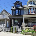  maison avec 6 chambre(s) en location à Old Toronto