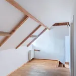 Maison de 600 m² avec 3 chambre(s) en location à Denée