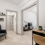 Rent 3 bedroom apartment of 80 m² in Roma